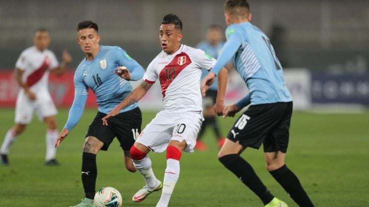 Christian Cueva in Perù-Uruguay che ha chiuso 1-1 nell'andata nel 2021. | Foto: Agencias