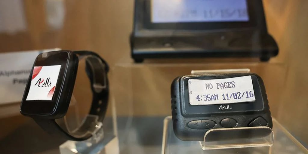 Cómo construyó Israel un moderno caballo de Troya: la explosión de miles de pagers y walkie-talkies