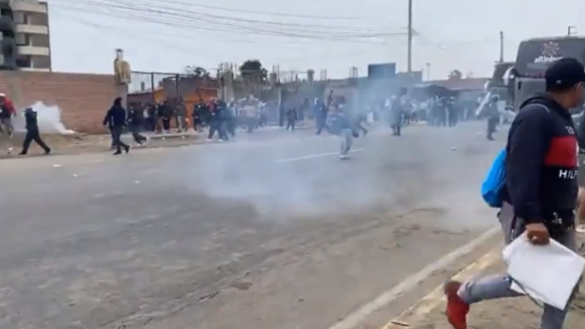 Pescadores artesanales han señalado que los policías no solo utilizaron gases lacrimógenos para dispersar a los manifestantes. (Séptimo Día de Huaral)