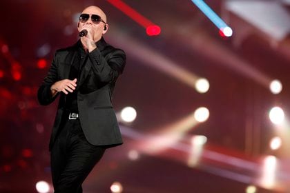 En la foto aparece el cantante Pitbull.  EFE / Kamil Krzaczynski / Archivo