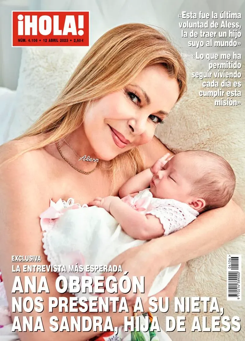 Ana Obregón ha presentado a su nieta, Ana Sandra, en la portada de 'Hola'.