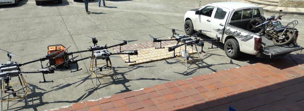 Los tres drones tienen una capacidad de vuelo de 5 kilómetros y soportan cargas de 5 kilos. (Policía Nacional)