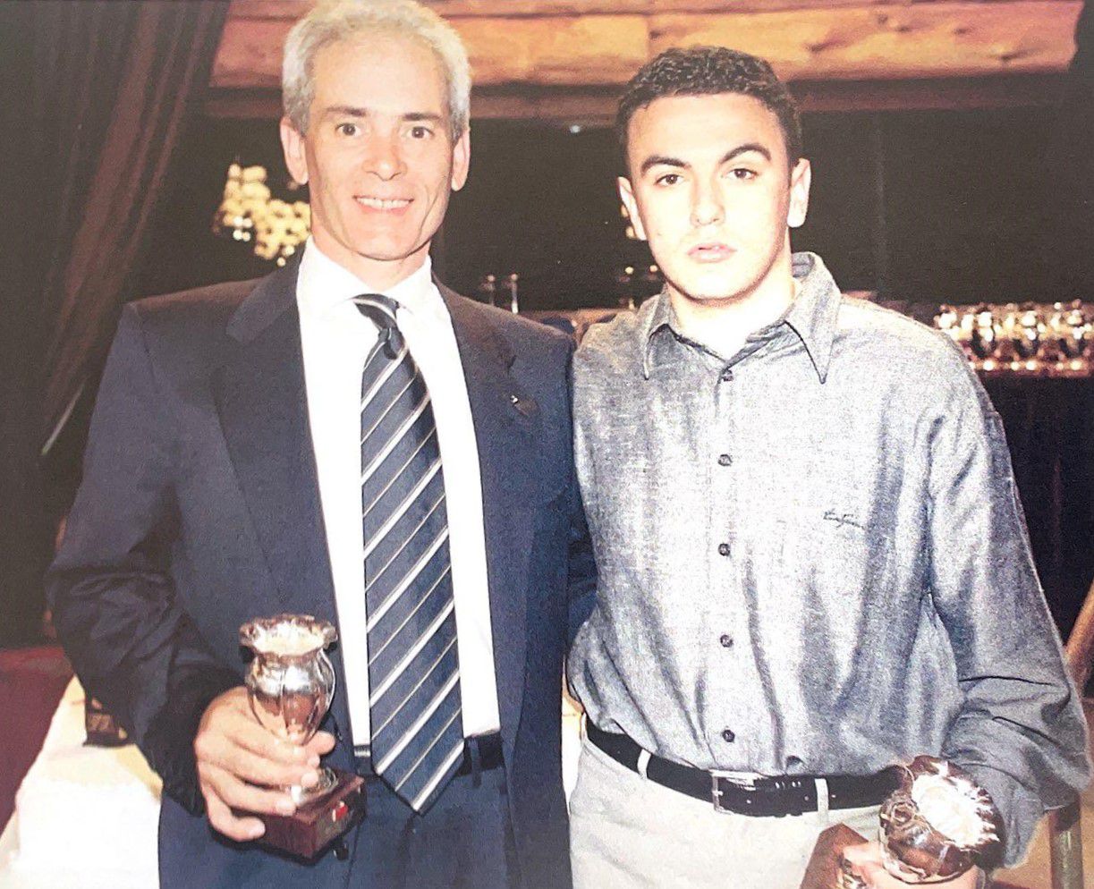 Los ex F1: Oscar Rubén Larrauri y Esteban Tuero (Crédito: Prensa Mil Millas Sport)