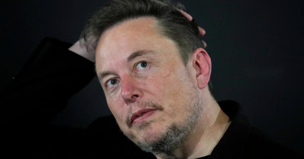 Musk apologized for Tesla's “incorrectly low” compensation to its former employees
