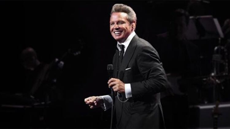 Hace unas semanas la vidente Deseret Tavares dijo que Luis Miguel murió hace años (Foto: Instagram)