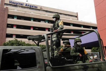 Lozoya apareció remotamente desde el hospital donde está hospitalizado, bajo la fuerte presencia de elementos de seguridad (Foto: Henry Romero / Reuters)