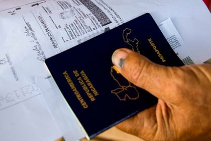 Empresas tecnológicas plantean que el pasaporte sea digital y sea un complemento del pasaporte que emite cada nación (Foto: EFE/Jorge Torres/Archivo).