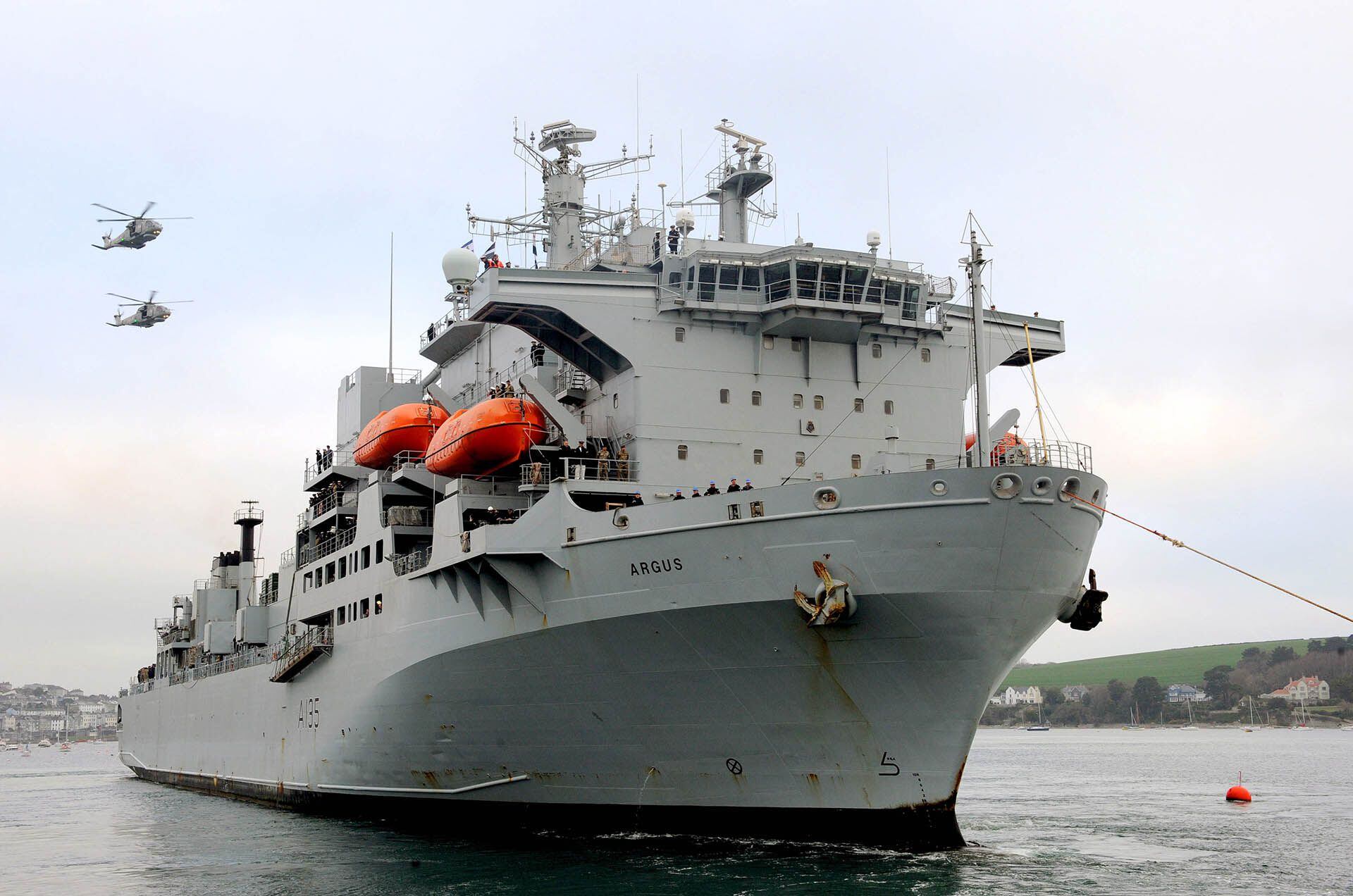 El RFA Argus es uno de los barcos que desplegará el Reino Unido para apoyar a Israel (royalnavy.mod.uk)