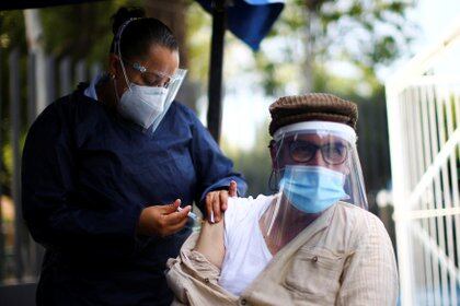 Hasta el momento, se estima que hay 26.807 casos activos de la enfermedad (Foto: Reuters)