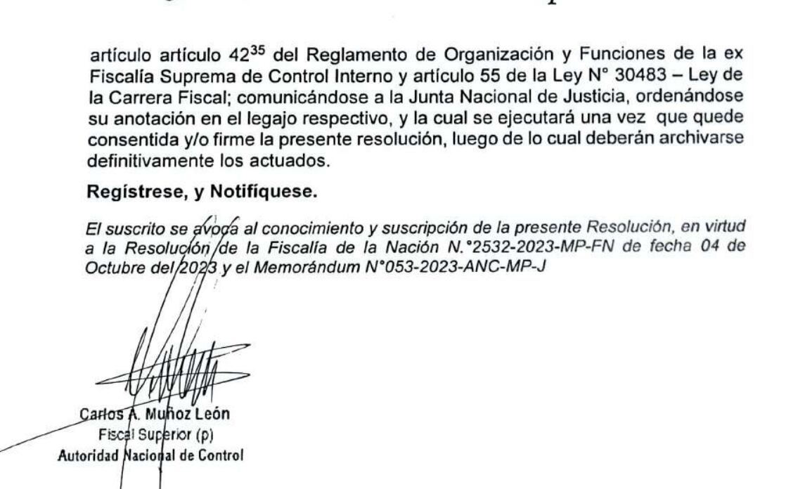 Fiscal que firmó resolución que sanciona a Rafael Vela un día después de avocarse al caso