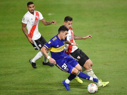 Boca y River se miden en la Bombonera (REUTERS/Marcelo Endelli)