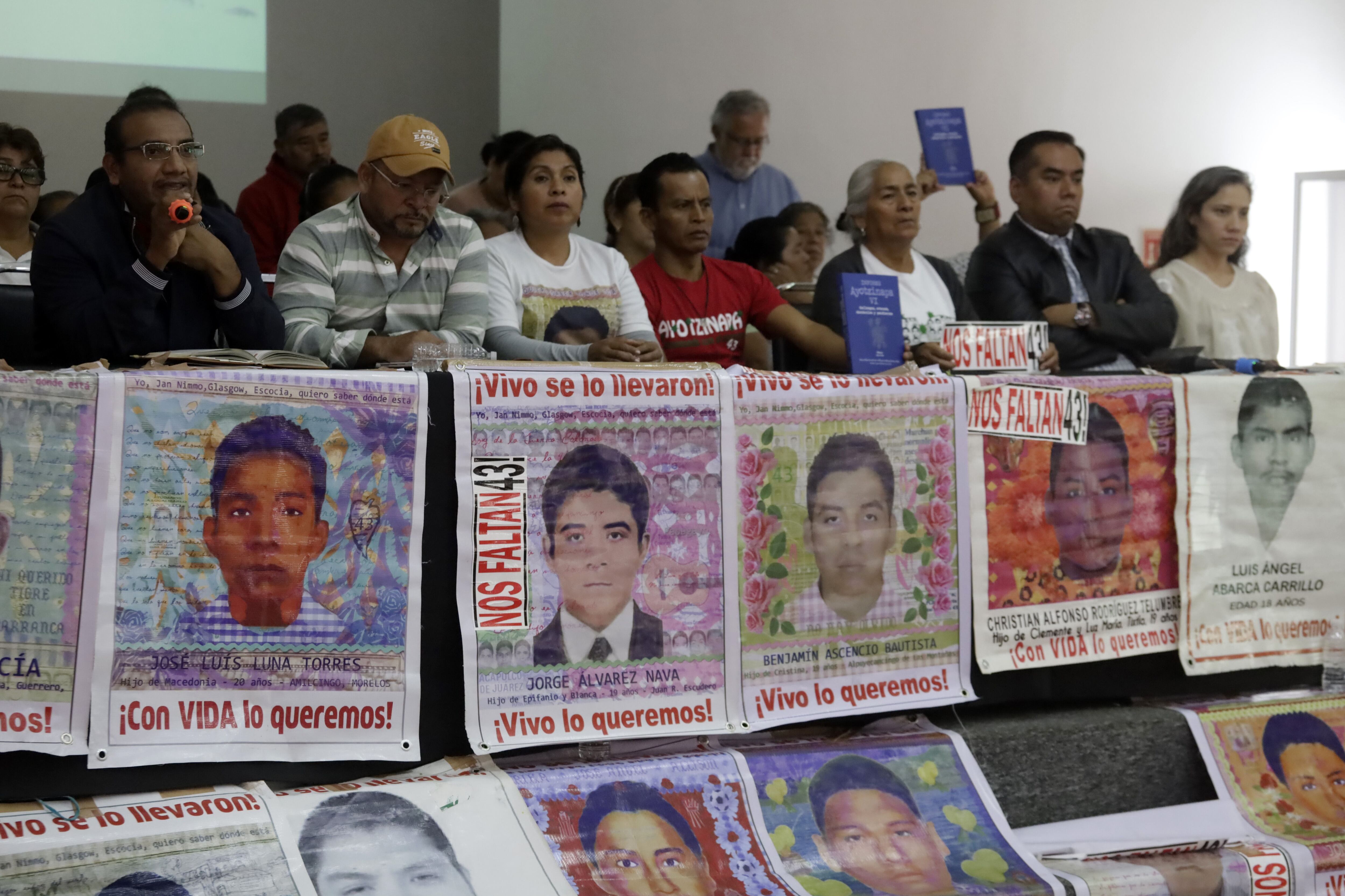 Exigen al Gobierno Federal no obstruir la investigación en torno al caso Ayotzinapa. Foto: Europa Press
