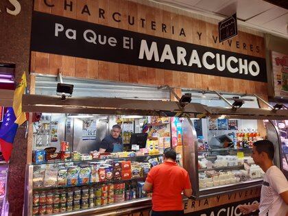 Viaje Al Maravillas El Tradicional Mercado De Madrid Que Se Transformo En Punto De Encuentro Latino Infobae