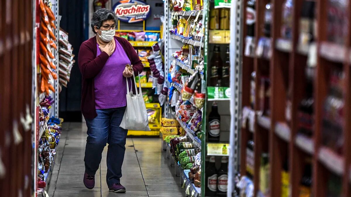 Consumo Inmediato: Supermercados liquidan los productos que están