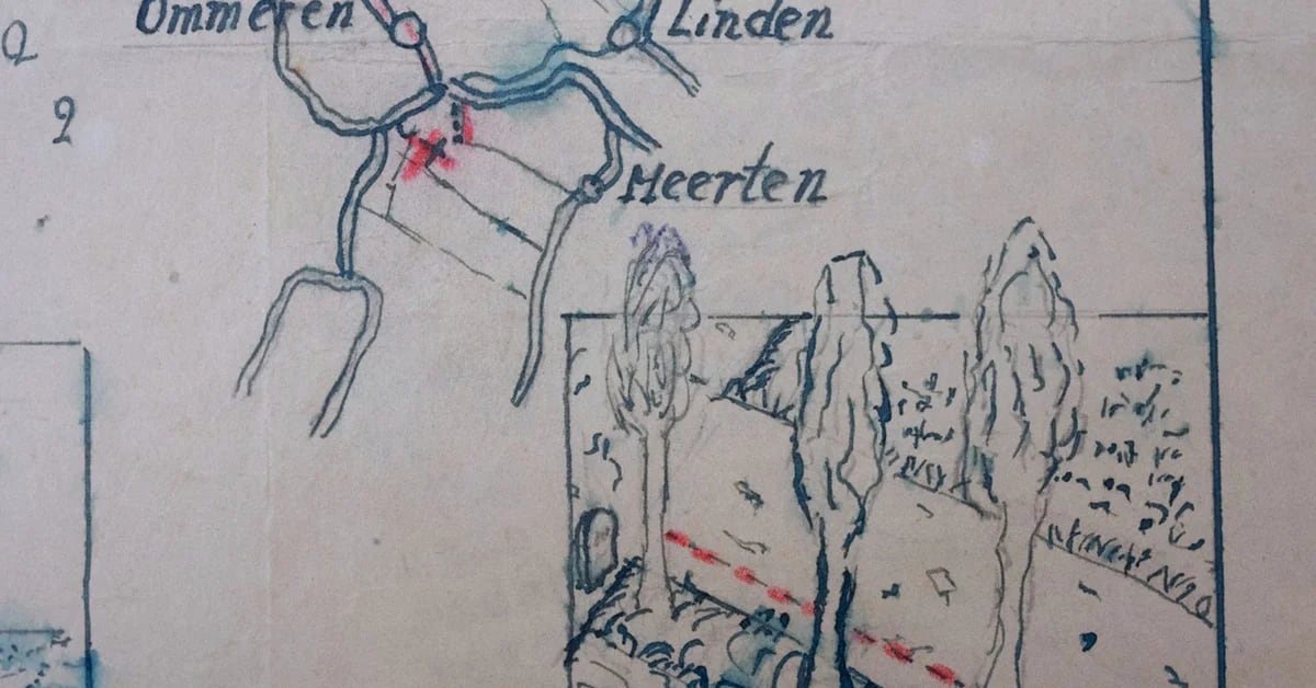 Treasure hunters roam a small Dutch town looking for clues to jewelry stolen by the Nazis