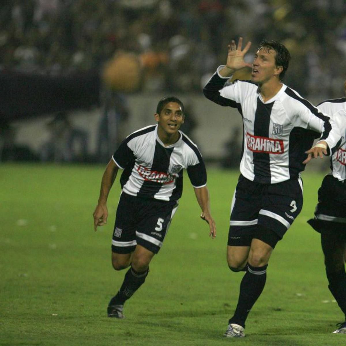 Flavio Maestri compartió vesturarios con Guillermo Salas en Alianza Lima y salieron campeones en 2004 y 2006.