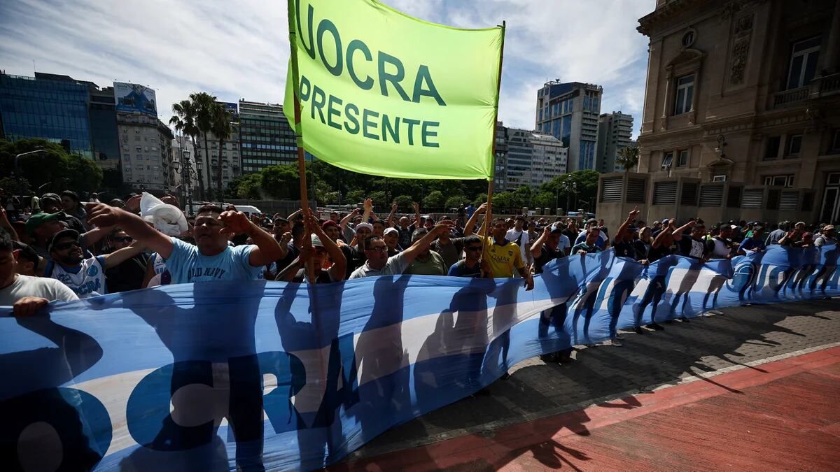 Pidieron la detención de cuatro supuestos sindicalistas de la UOCRA por amenazas en una obra en construcción