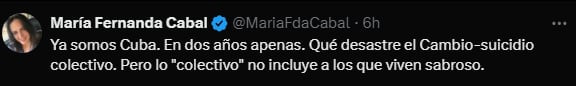 La senadora aseguró que la gestión del presidente Petro es un "desastre" - crédito @MariaFdaCabal/X