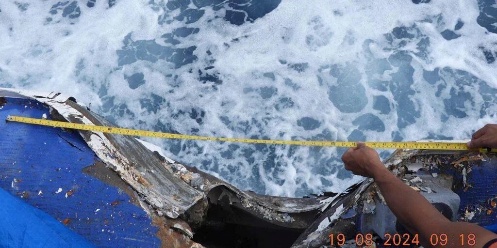 Otro grave incidente en el Mar Meridional: el impacto de un buque chino dejó serios daños en un guardacosta filipino