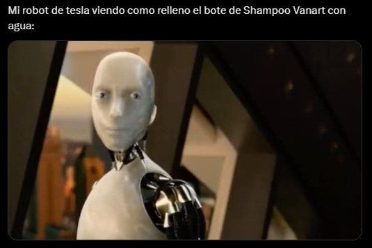 Los mejores memes del robot de Tesla en México. (X)|