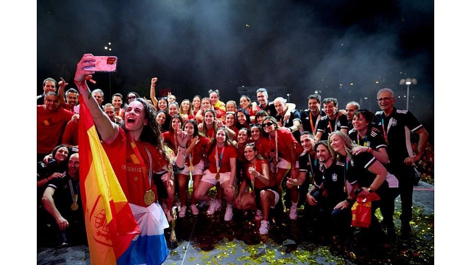 Las jugadoras celebran el lunes 21 de agosto del 2023 su triunfo en el Mundial (RFEF)