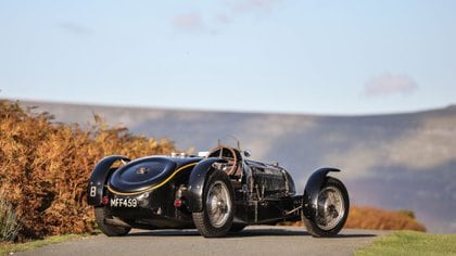 Este modelo alcanzó una potencia de 380 caballos (Bugatti)