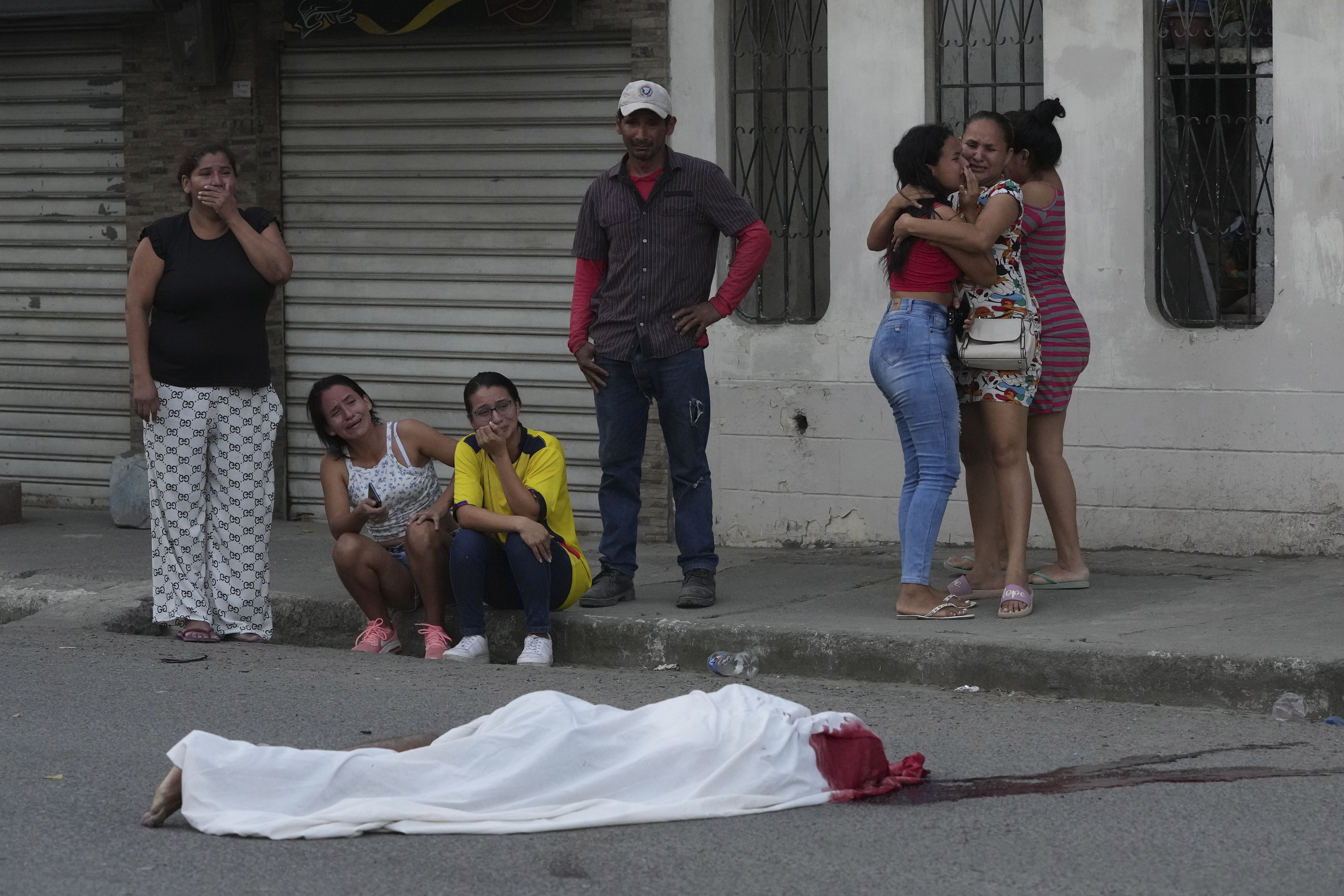 Ecuador vive una grave ola de violencia que las autoridades aseguran se debe a disputas entre grupos del crimen organizado. (AP Foto/Dolores Ochoa)