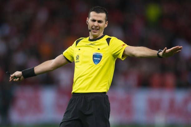 Andrés Matonte dirigirá el Perú vs Paraguay por la fecha 1. (Max Peixoto/Eurasia Sport Images/Getty Images)