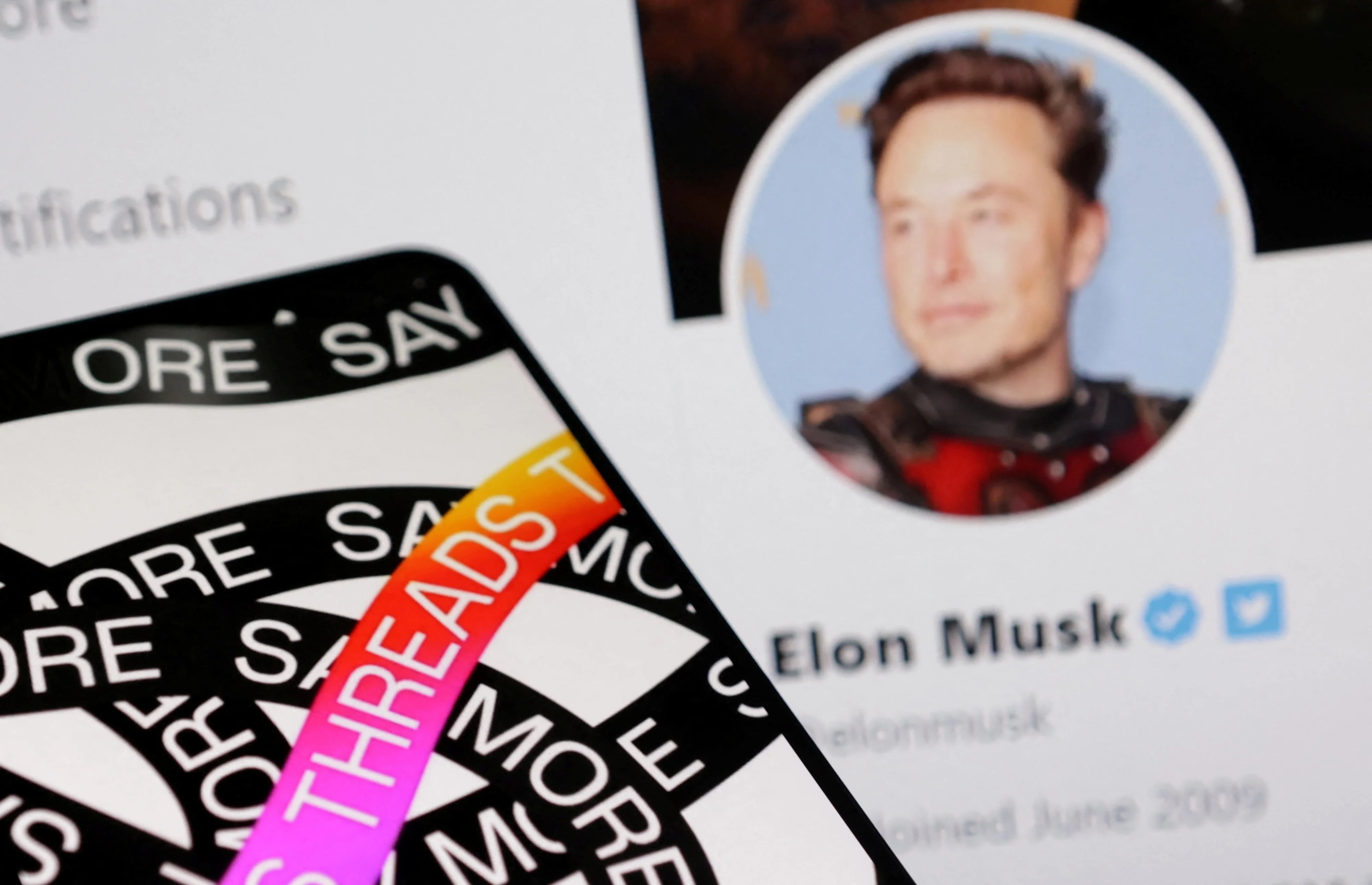 Mejores funciones y lanzamientos más rápidos son las exigencias de Elon Musk a los empleados de Twitter para compertir contra Threads. (REUTERS/Dado Ruvic)