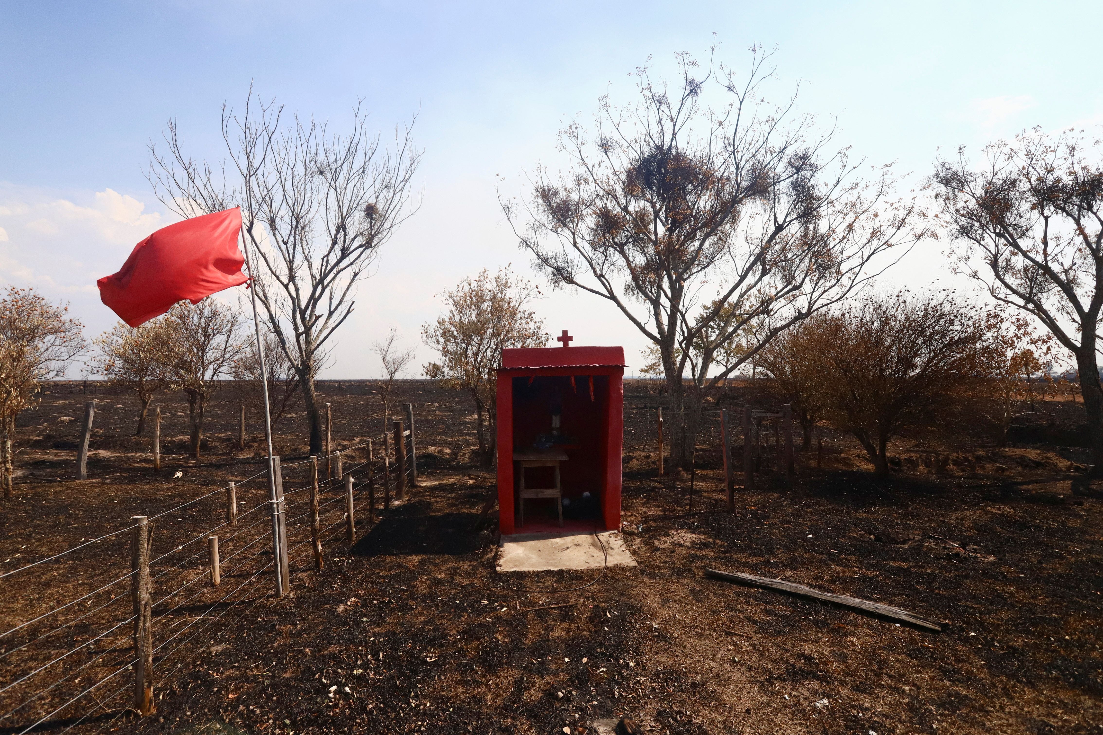 Los altares del Gauchito Gil se encuentran en todas las rutas argentinas. REUTERS/Matias Baglietto