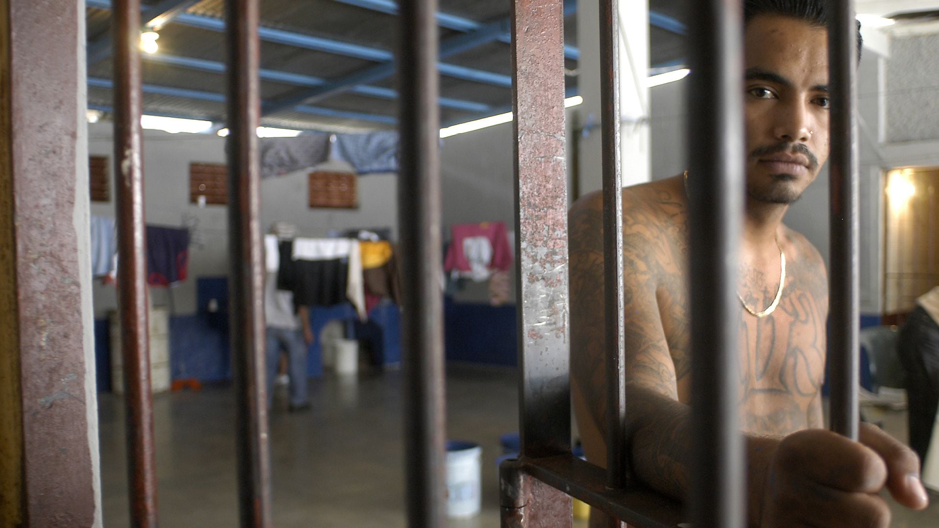 En el último relevamiento del Ministerio de Justicia argentino realizado en 2022, hay 117.810 presos que son custodiados por 88.622 miembros del personal del Servicio Penitenciario. (Foto: Fernando Calzada)