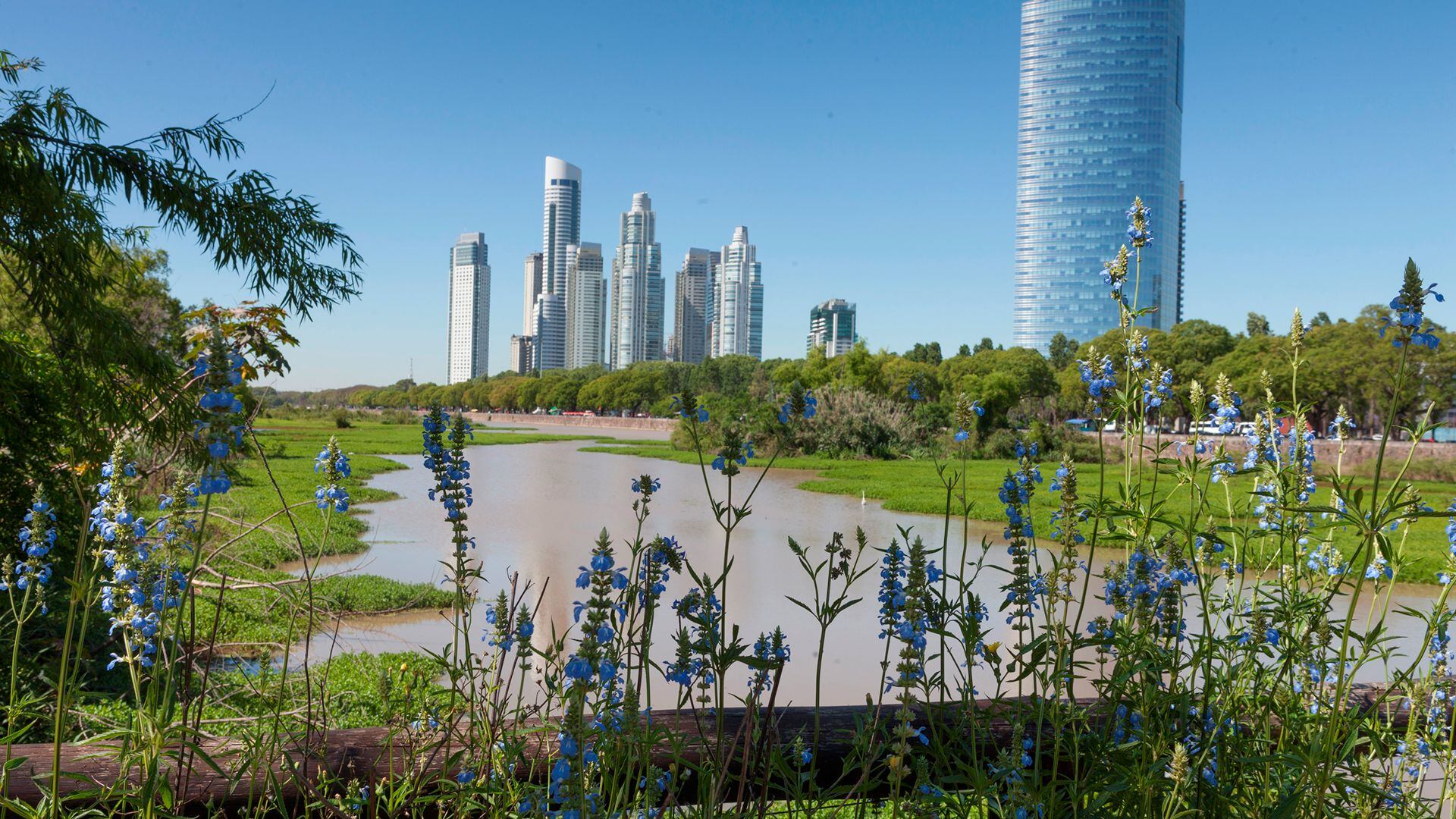 Jardín Botánico, Reserva Ecológica y Parque Lugano