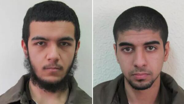 Estos son los dos terroristas mayores de edad que fueron detenidos; la identidad del menor no fue revelada