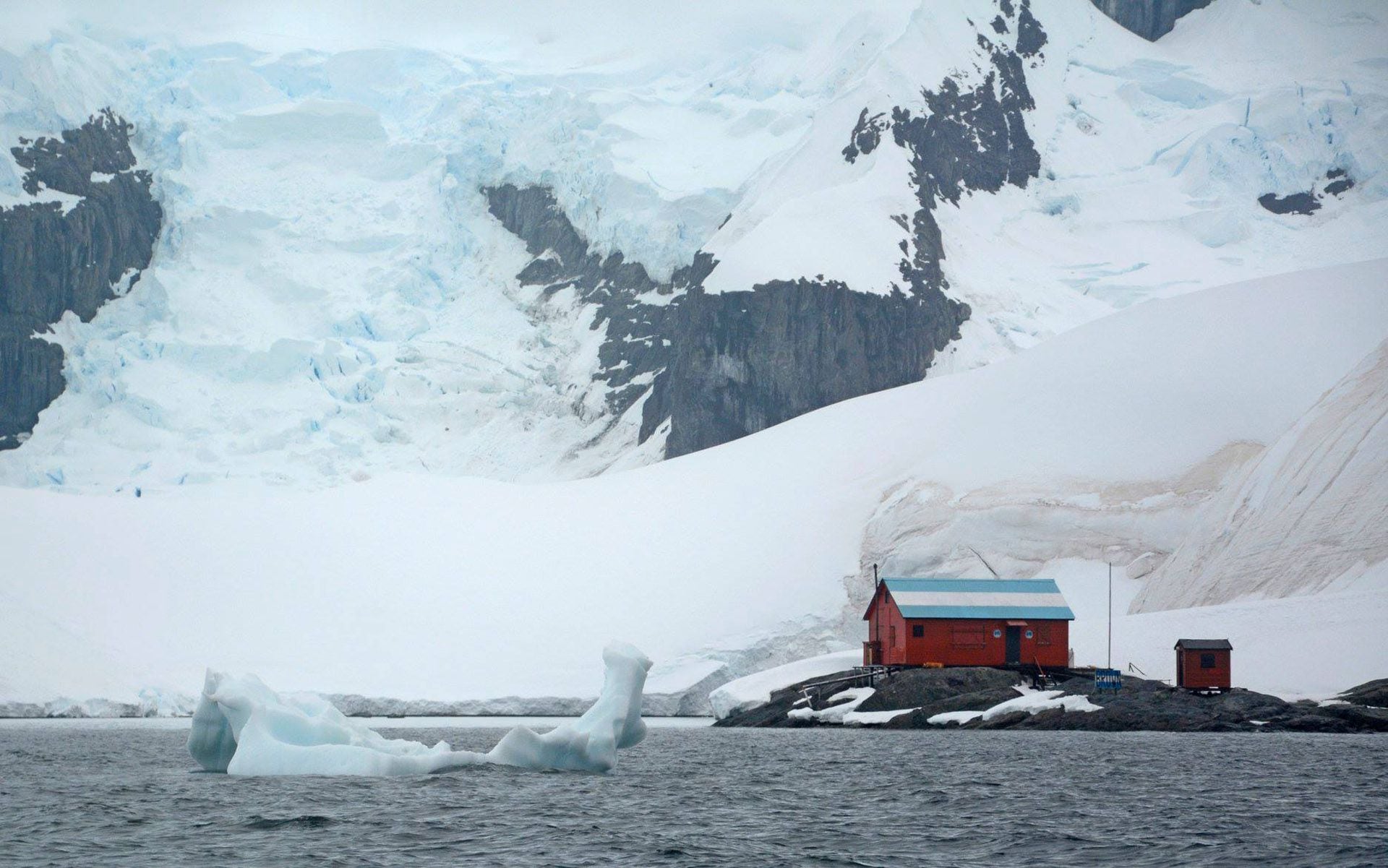 Esta bahía es un imperdible para los amantes de la naturaleza 
(Ministerio de Defensa Argentina)