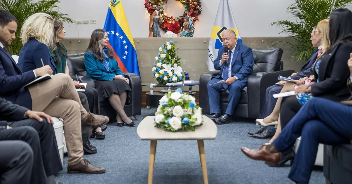 The Carter Center will send a mission to monitor the presidential elections in Venezuela after its exclusion from the European Union