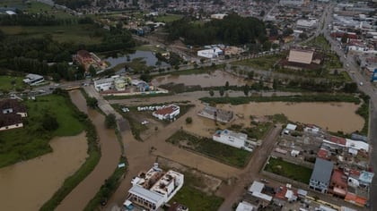 SAN CRISTÓBAL DE LAS CASAS, CHIAPAS, 04JUNIO2020.- La tormenta tropical Cristóbal que tocó tierra mexicana el pasado miércoles causó deslaves en los caminos de Los Altos de Chiapas e inundaciones en diferentes colonias del municipio debido al desbordamiento de los ríos. (Foto: Isabel Mateos/Cuartoscuro) 