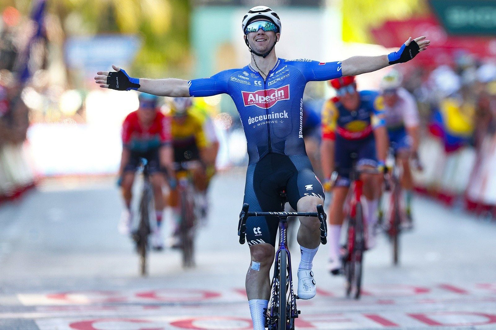 El australiano Kaden Groves, ganador de la cuarta etapa de La Vuelta a España. (SPRINT CYCLING AGENCY)