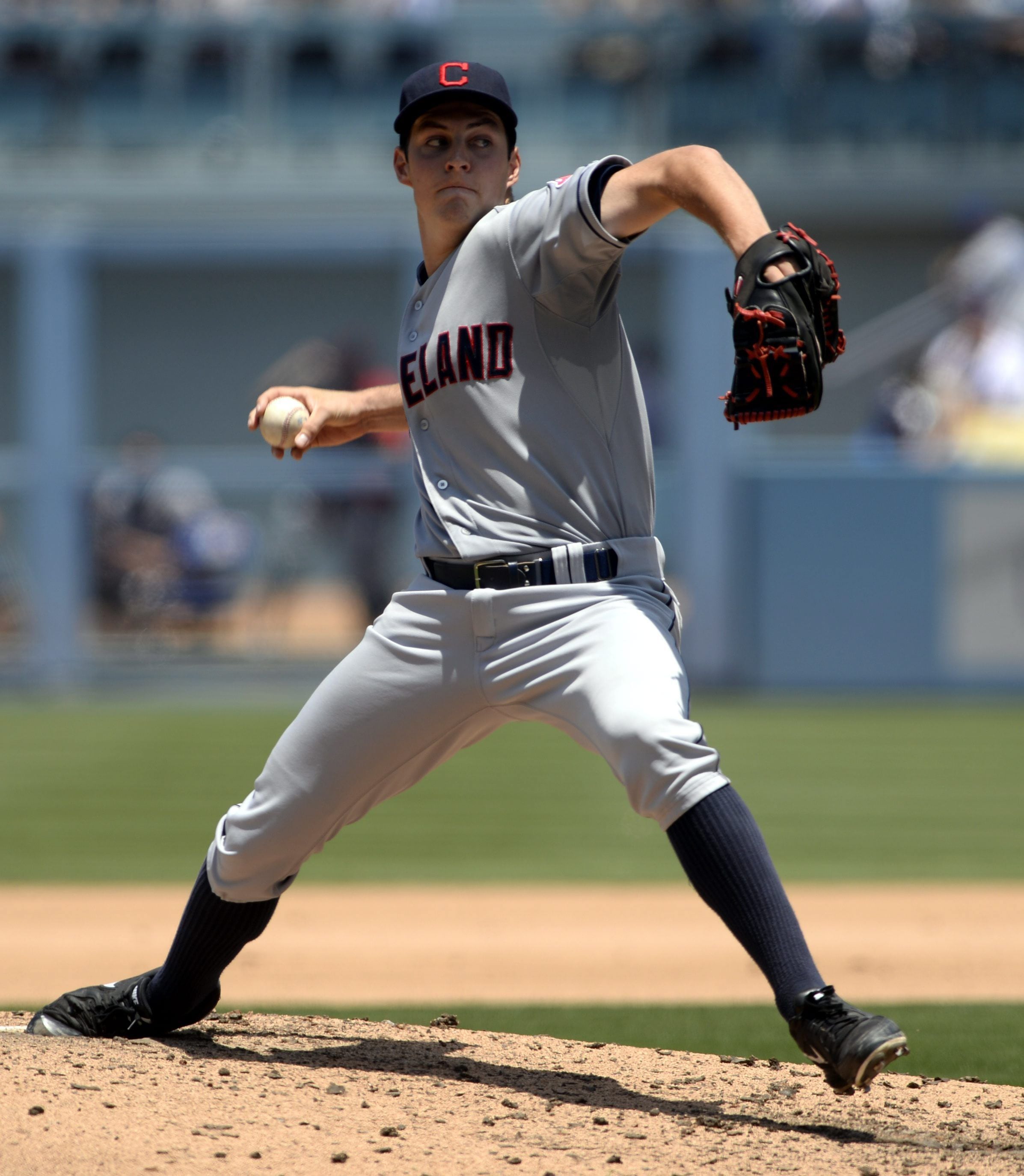 Trevor Bauer reforzará a los Diablos Rojos en la serie de exhibición ante los Yanquis