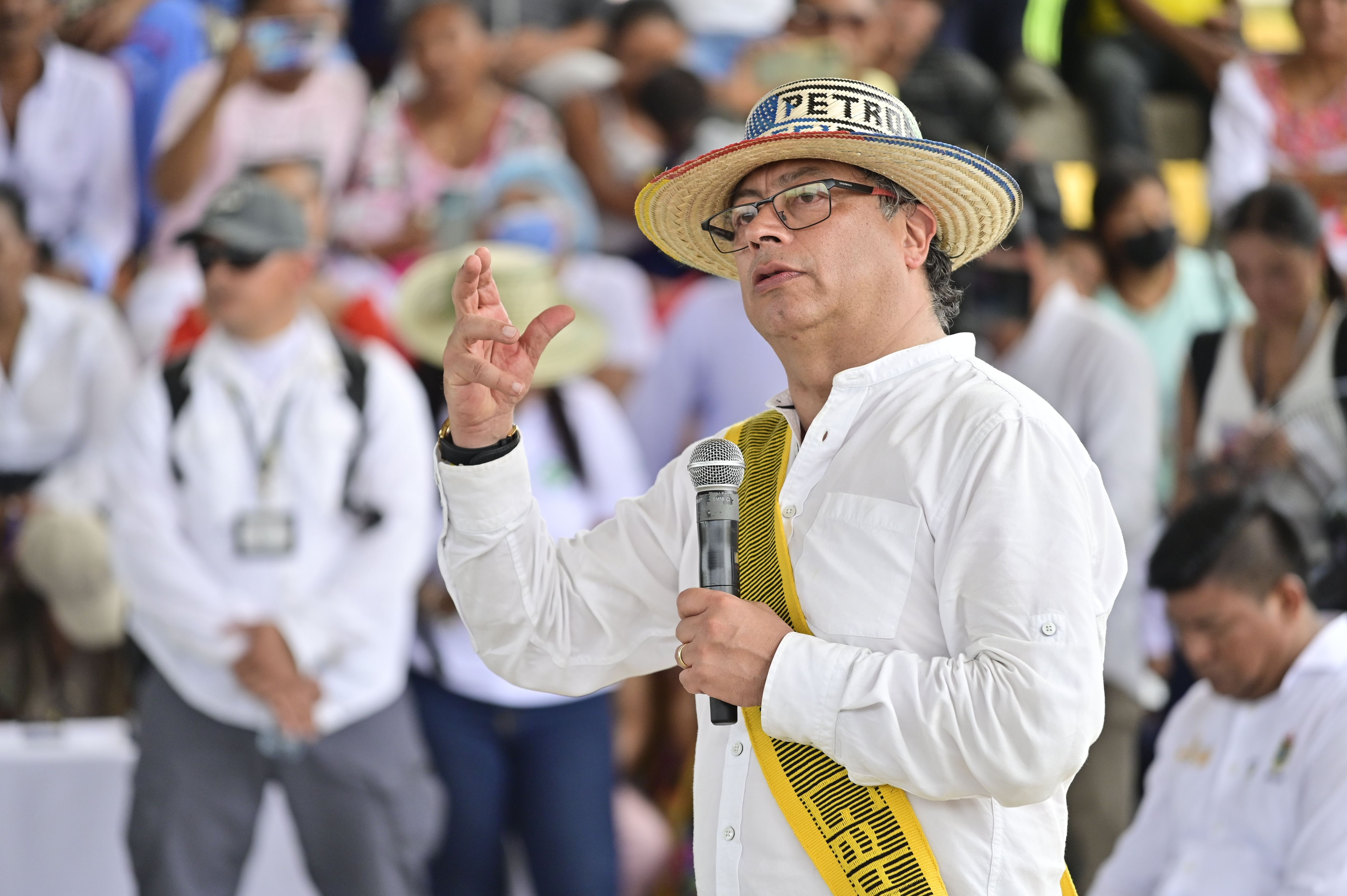 En su segundo día gobernando desde La Guajira, Petro se reunió con autoridades indígenas de la Zona Norte Externa del departamento.
Presidencia.