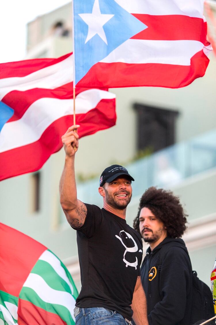 Ricky Martin, durante las protestas contra el gobernador (AP Photo/Dennis M. Rivera Pichardo)