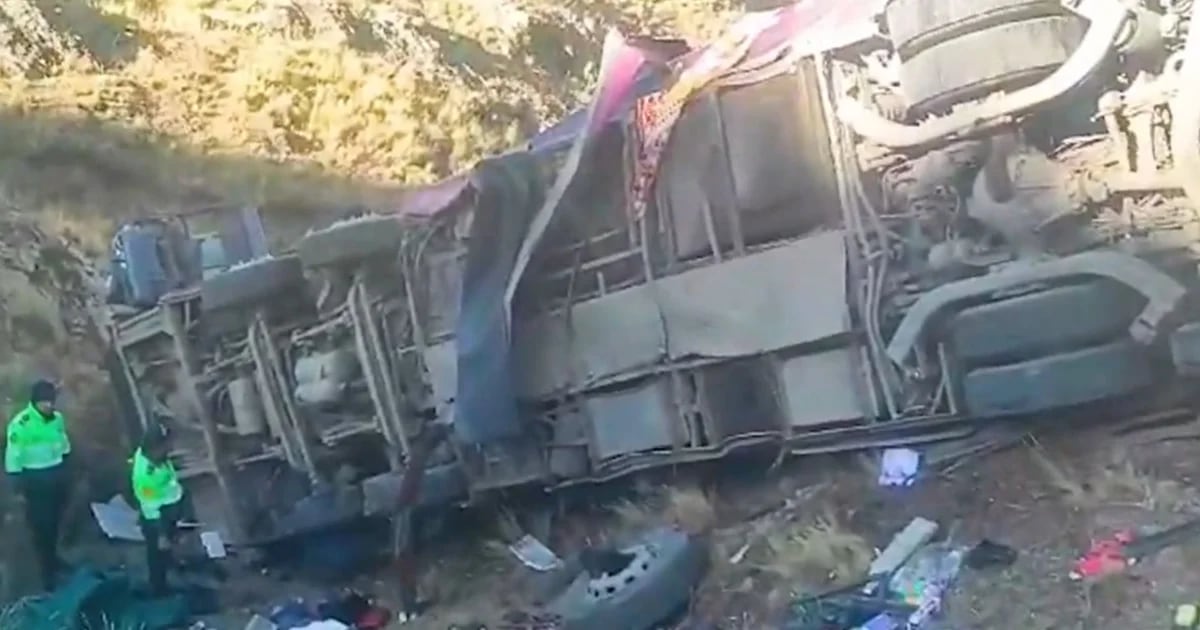 Tragedy on Ayacucho-Huancavelica route: 27 passengers die after bus leaves Lima falls into ditch on Via Los Libertadores