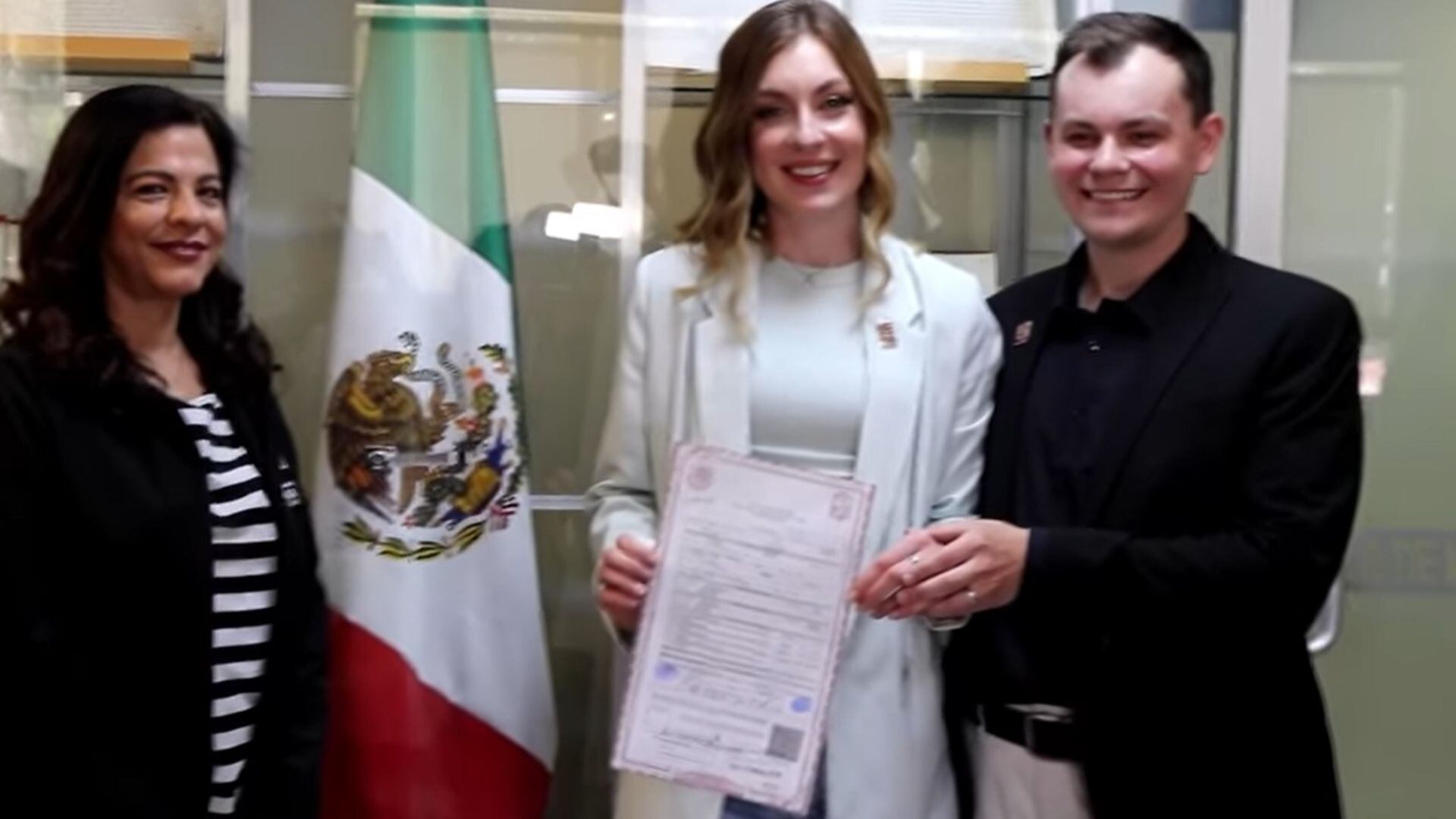 Love Without Borders Russian And Ukrainian Married In Tijuana Infobae