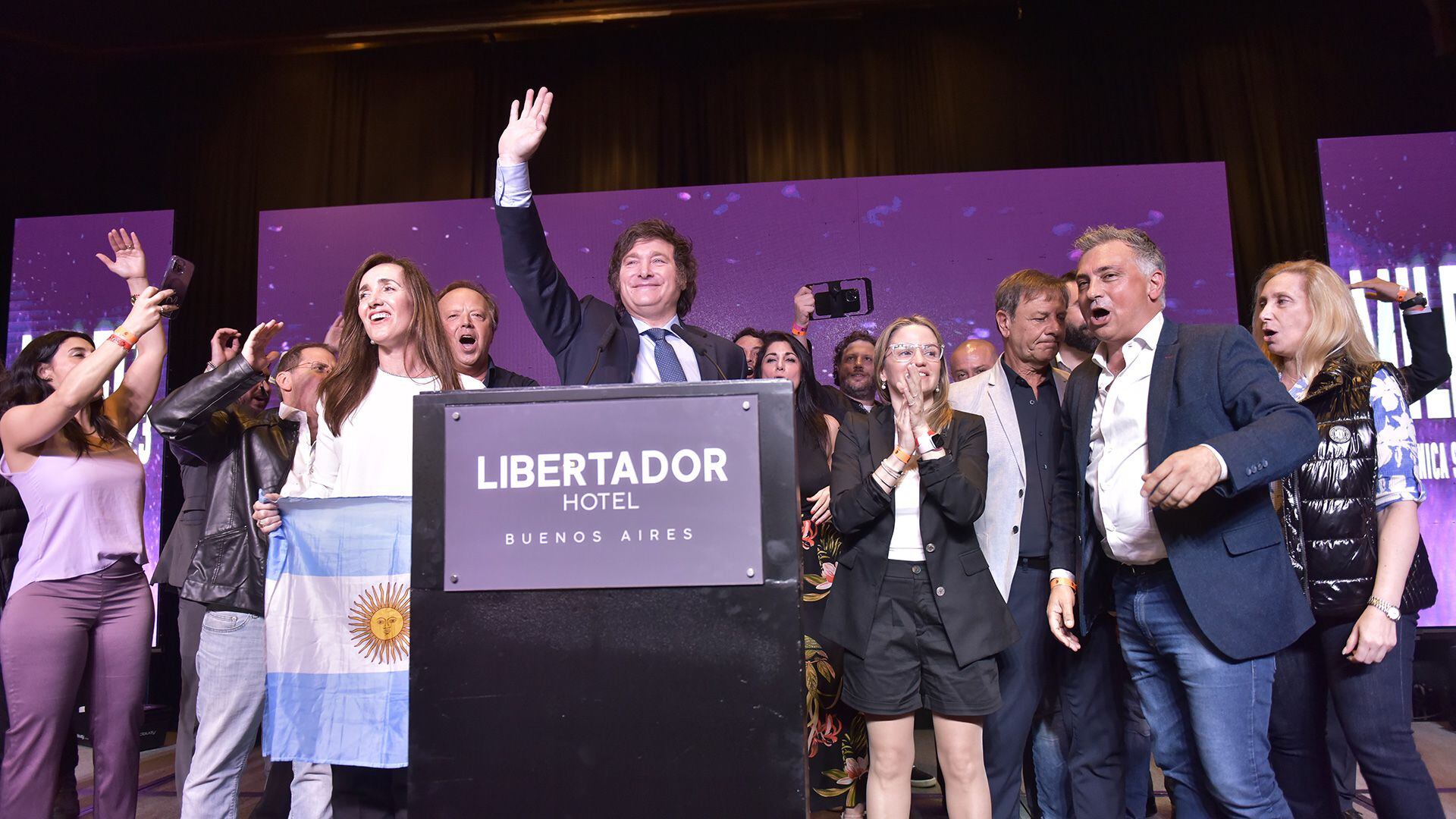 "Tenemos que trabajar juntos para terminar con el kirchnerismo”, señaló el candidato de La Libertad Avanza (Gustavo Gavotti)