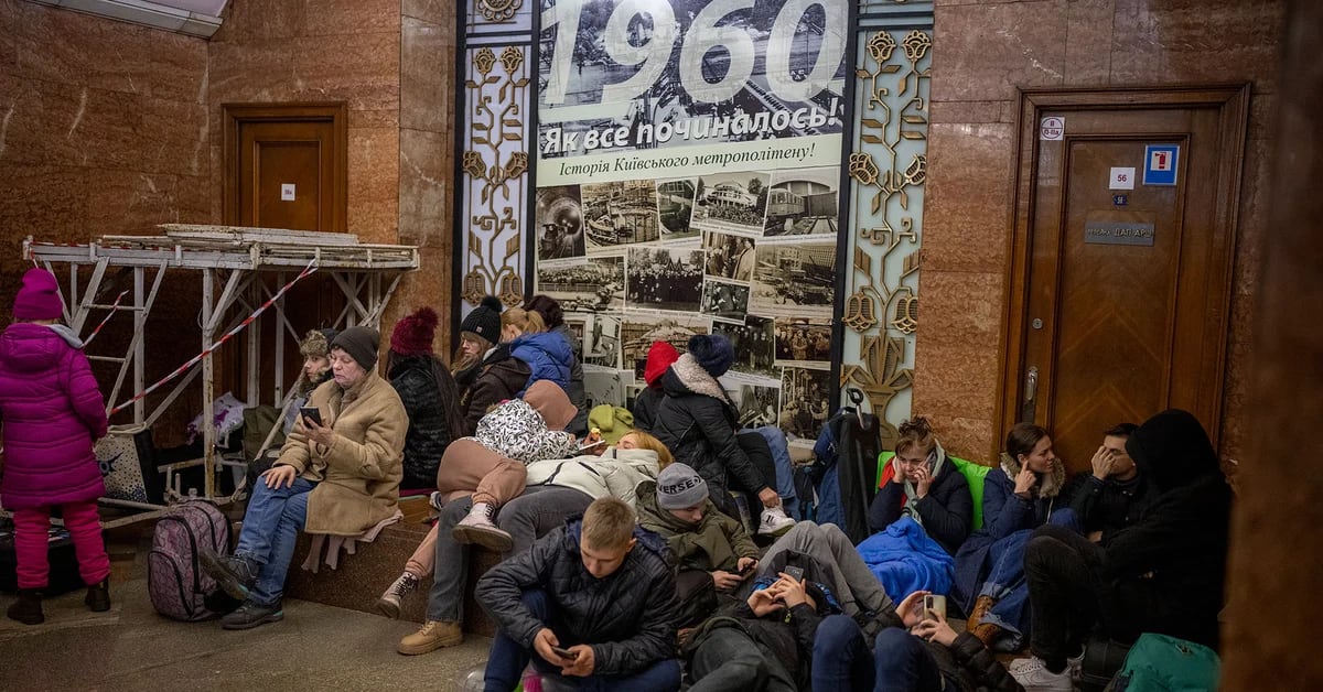 Peruwiańczycy na Ukrainie zostaną przewiezieni pociągiem do polskiej granicy