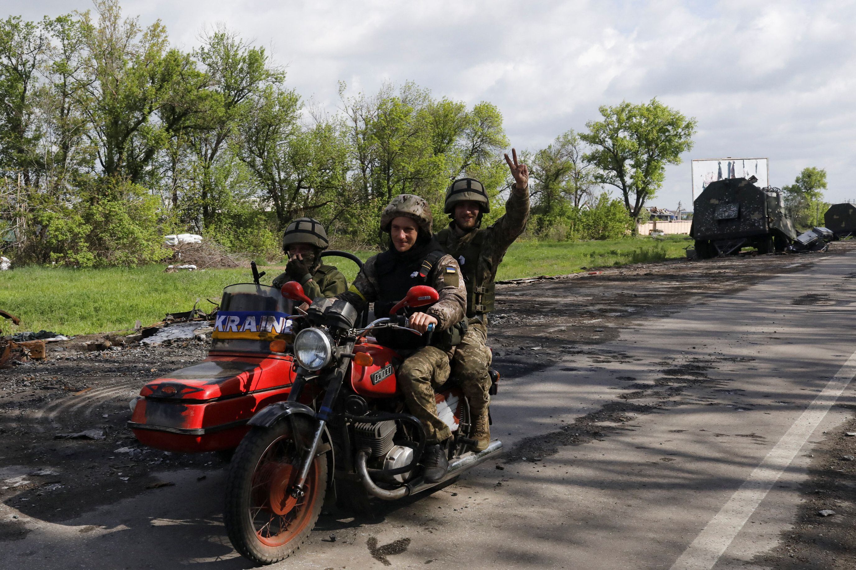 Miembros del Ejercito ruso en Kharkiv