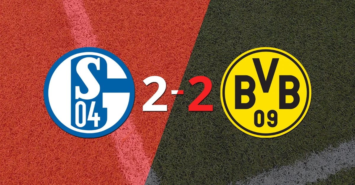 Schalke 04 and Borussia Dortmund drew 2-2