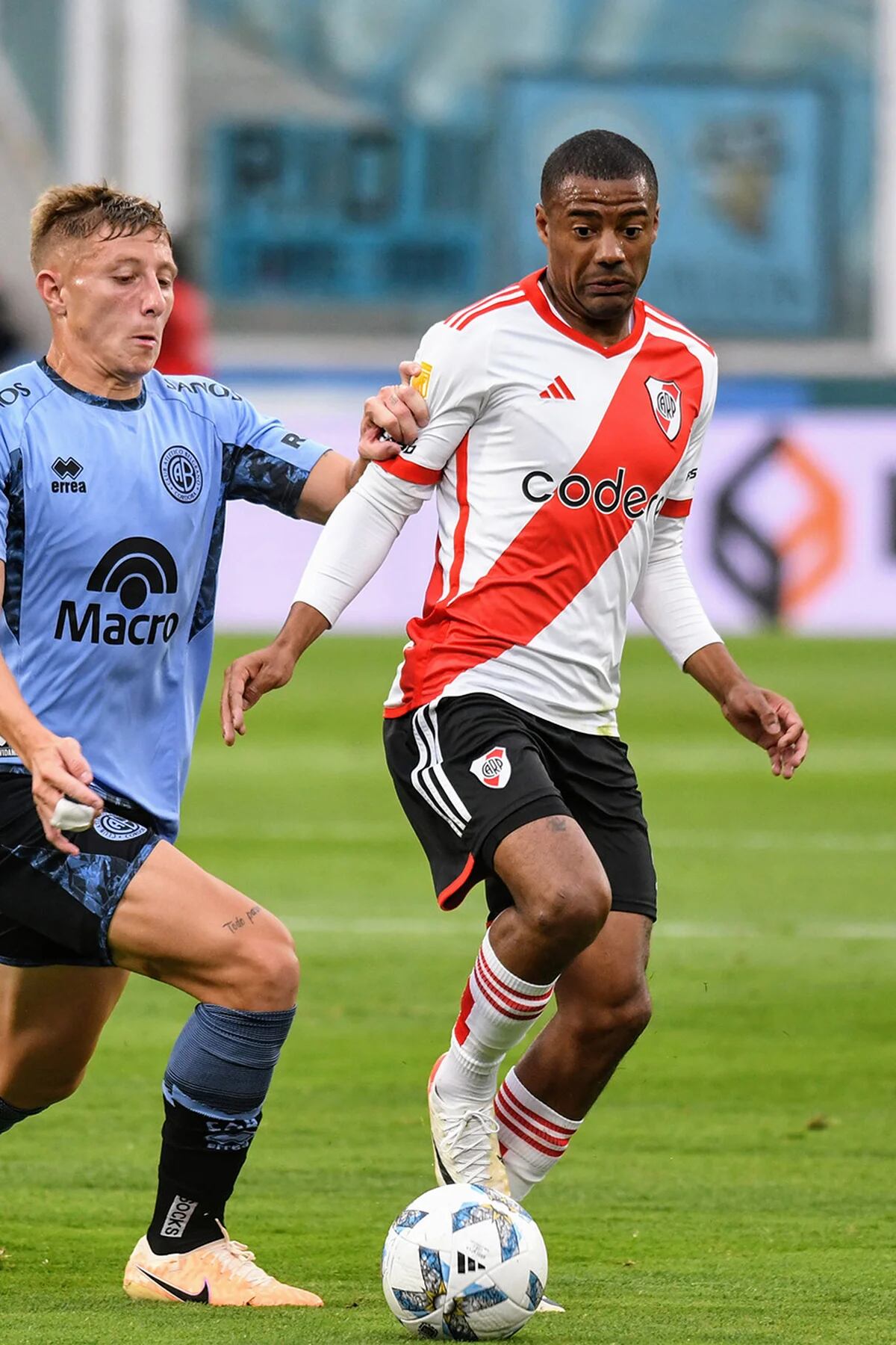 River Plate clasificó a las semifinales de la Copa de la Liga tras vencer  por 2-1 a Belgrano, Deportes