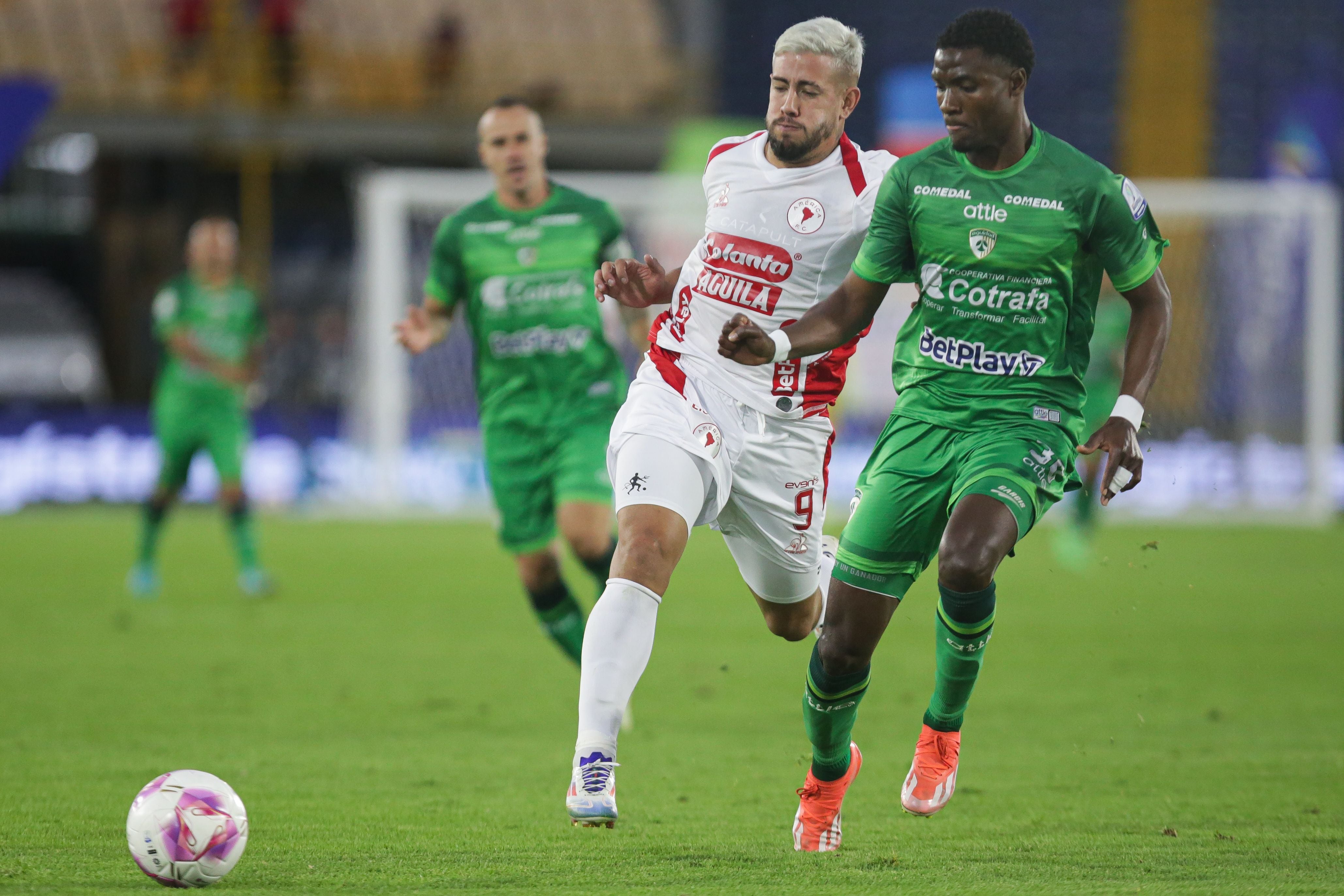 La Equidad y América de Cali igualaron 2-2 en el Campín - crédito Cristian Bayona/Colprensa