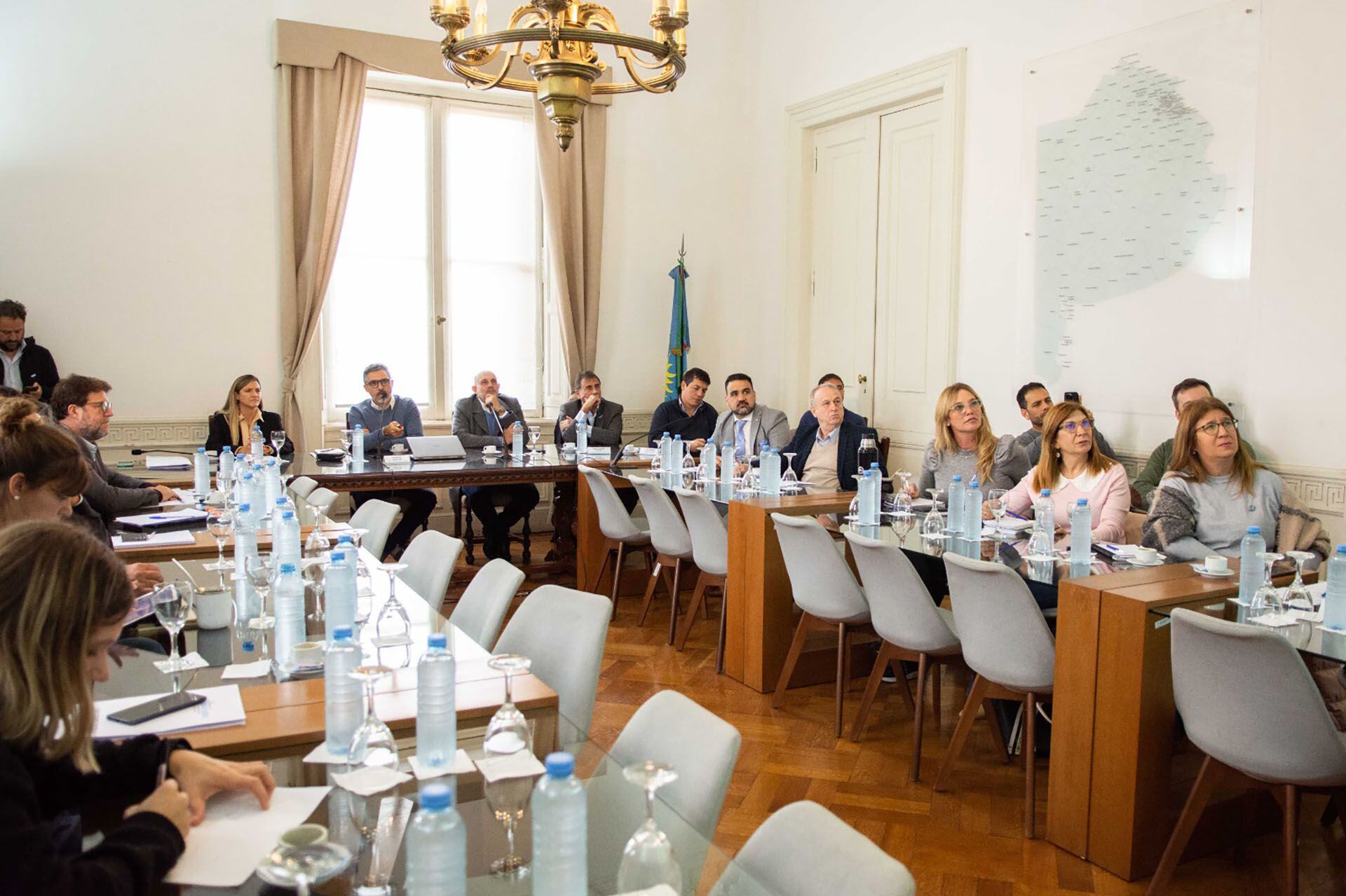 Cristian Girard, presidente de ARBA, expone en la Legislatura bonaerense