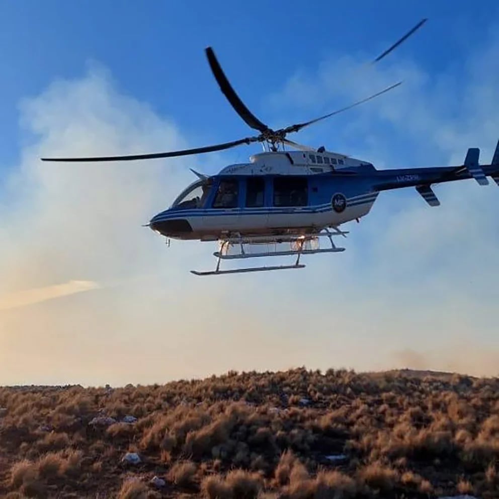 Incendio en Córdoba: el fuego continúa “muy activo” y avanza hacia el valle de Calamuchita